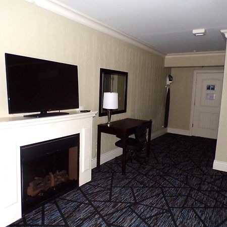 Niagara Crossing Hotel And Spa Lewiston Exterior foto