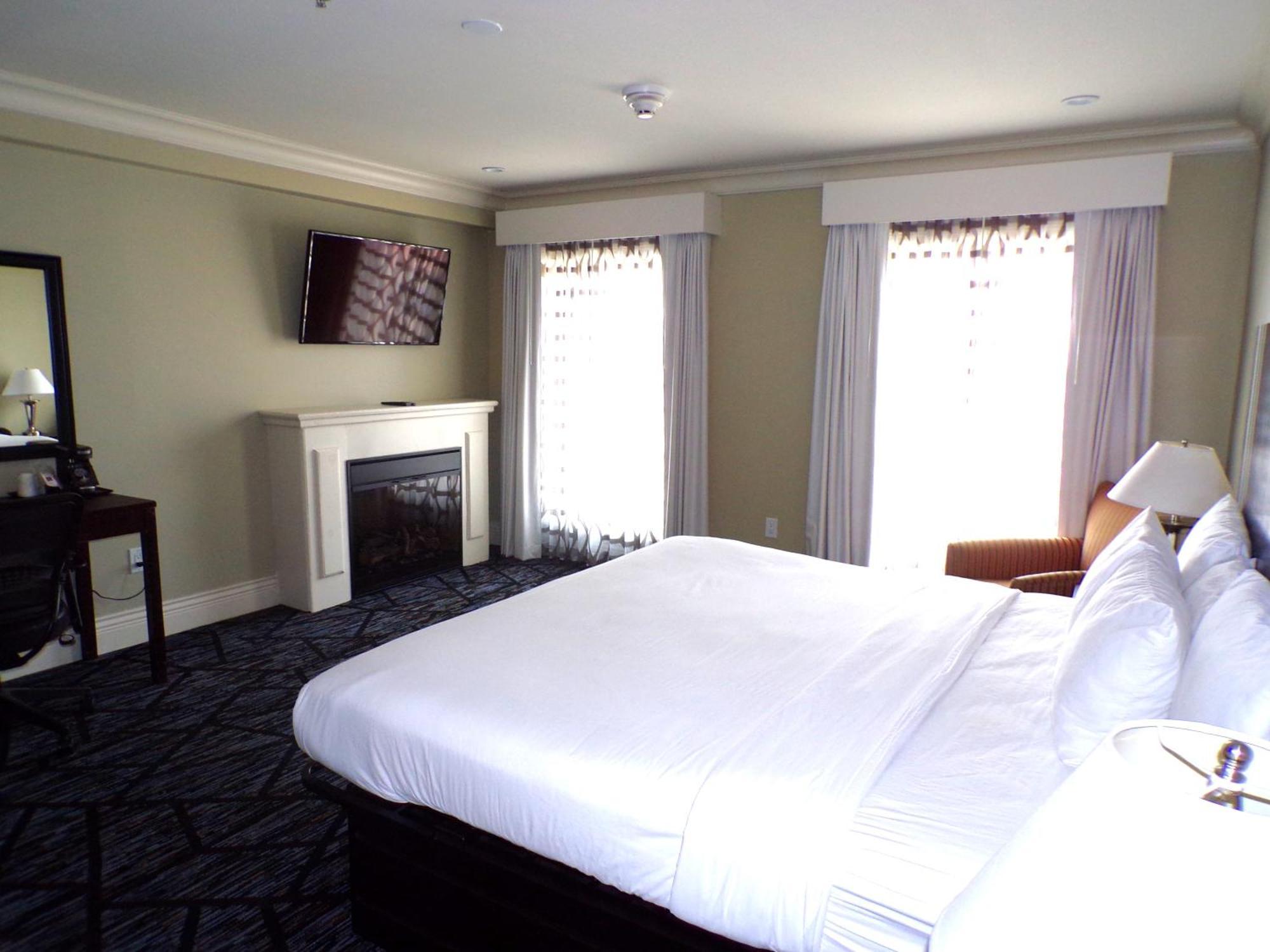 Niagara Crossing Hotel And Spa Lewiston Exterior foto